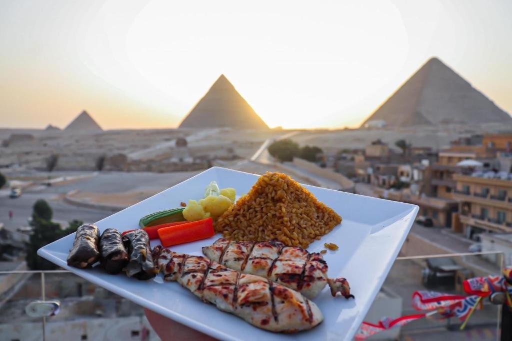 Hotel Cleopatra Pyramids View Kafrat al Jabal Luaran gambar